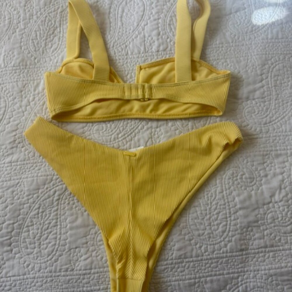 roxy bikini set - Picture 3 of 3